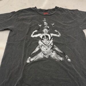 Red Hot Chili Peppers unlimited love tour shirt